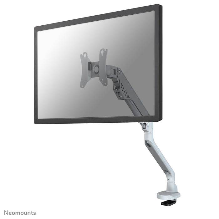 A Neomounts FPMA-D750 ezüst egy asztali tartó gázrugóval, legfeljebb 32 hüvelykes (81 cm) lapos képernyőkhöz.