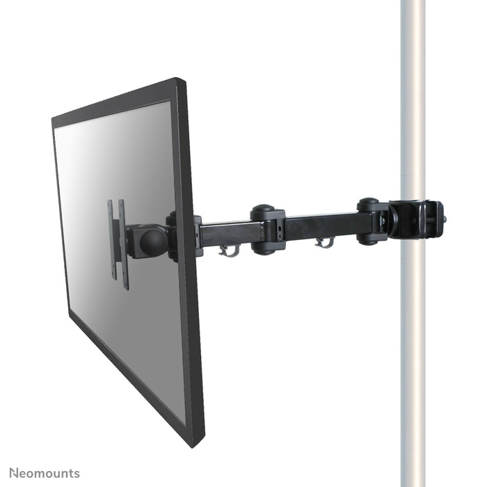 A Neomounts FPMA-WP300 fekete egy dönthető és forgatható oszlopos tartó LCD/LED/TFT képernyőkhöz akár 30 hüvelykig (76 cm).